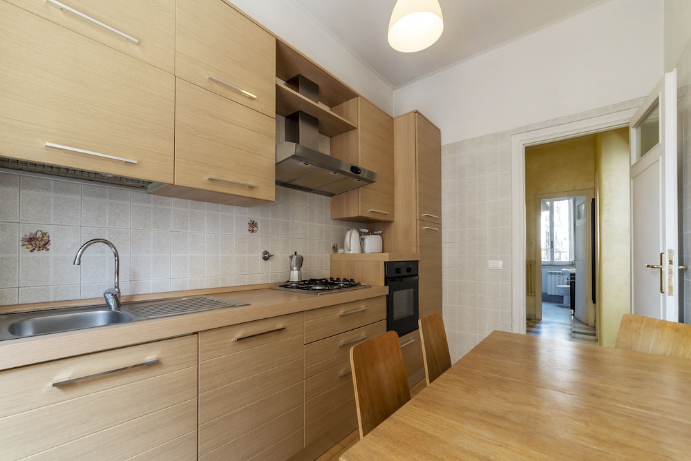 Appio Latino Cosy Flat