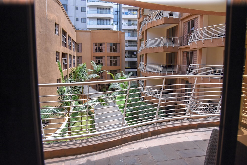 Lavington Residences By Trianum