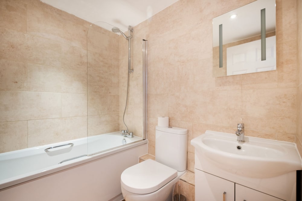 1BR with Balcony in the Heart of Holborn