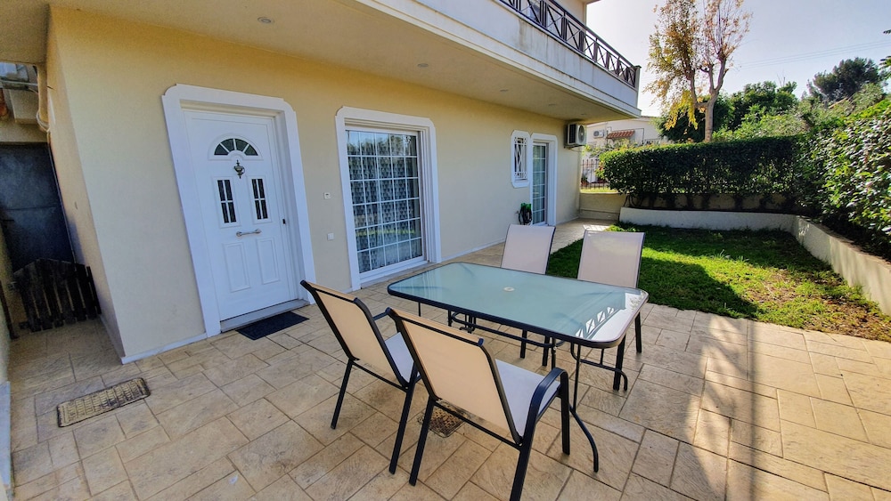 MTC-SK Apartment by the sea and Airport view 4