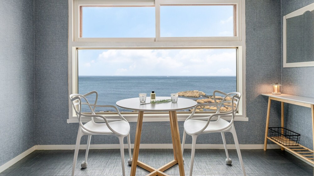 Goseong Napoli House Pension