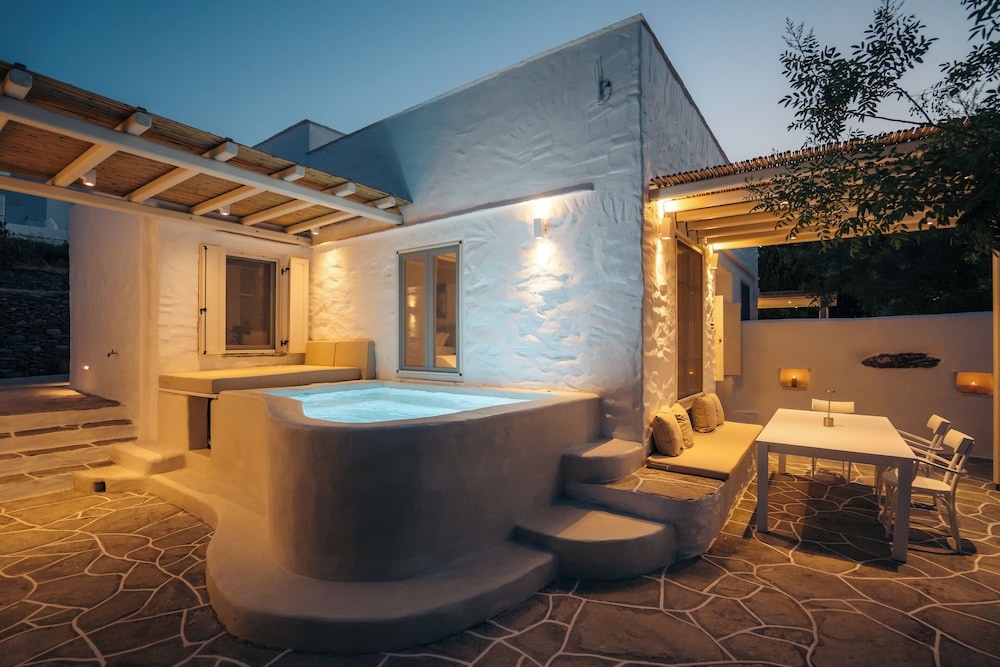 Rabagas Suites