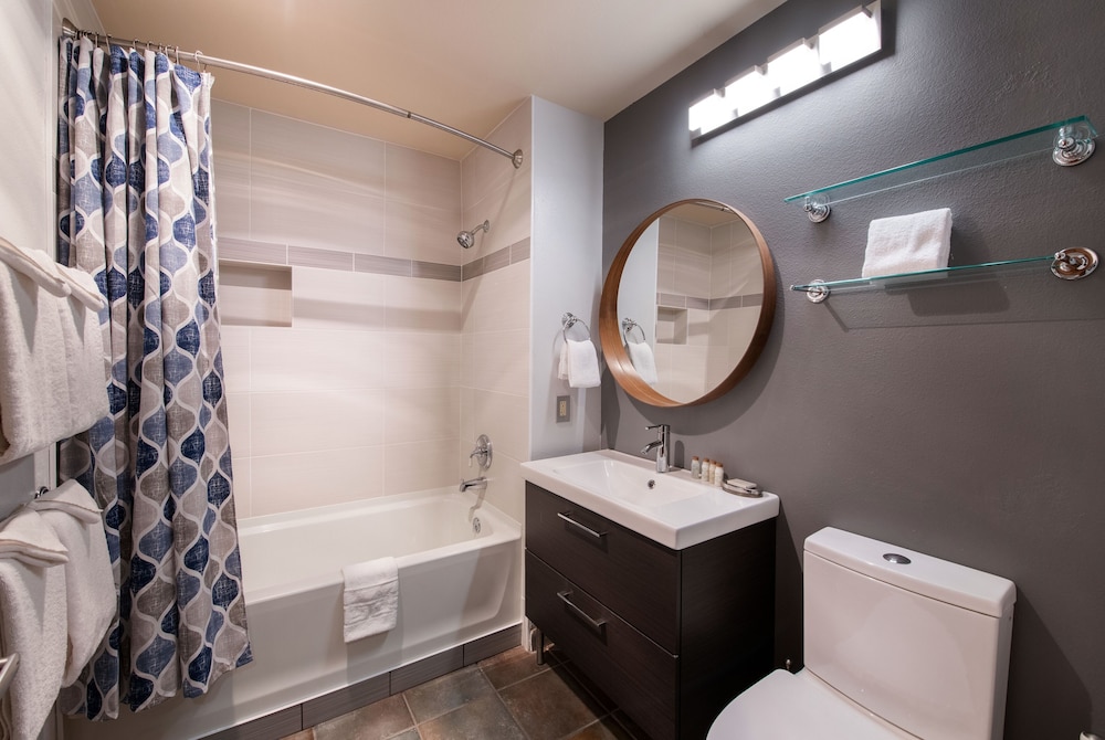 Zephyr Mountain Lodge - Winter Park CO Condos
