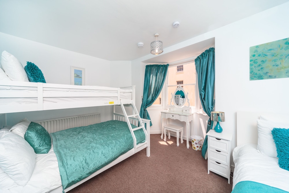 St Margarets Place Townhouse