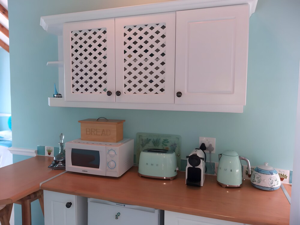 Cape Rose Cottage