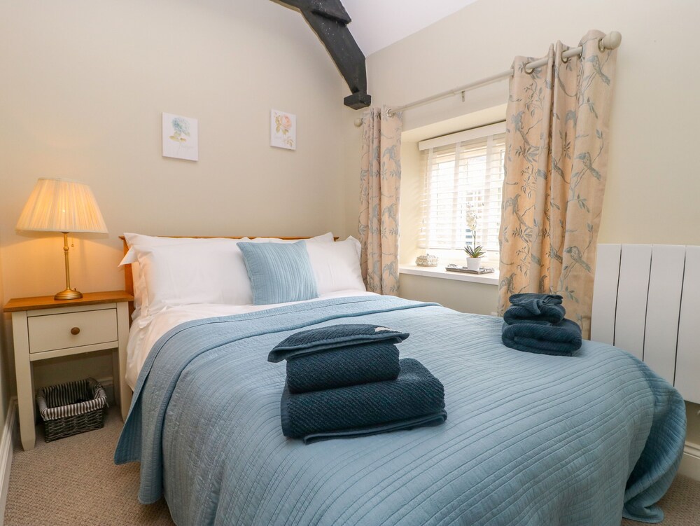 White Swan Cottage view 4