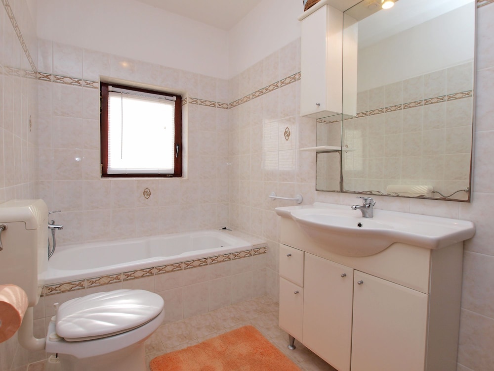 Apartments Lean 1048