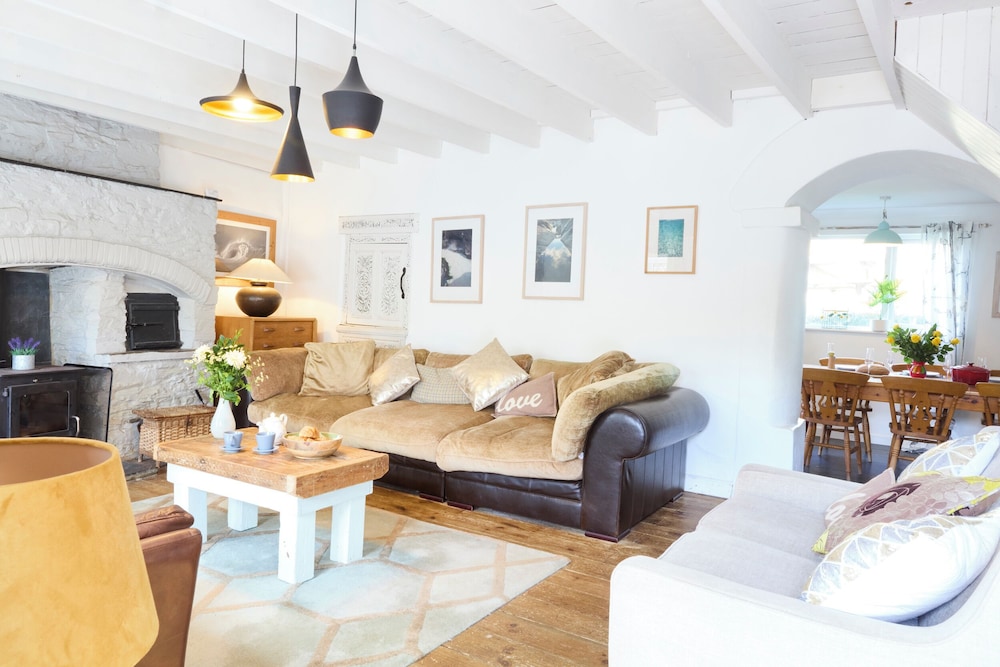 Bro Tref Cottage