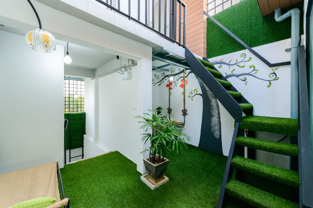 Eco Hostel Phuket - Image 5