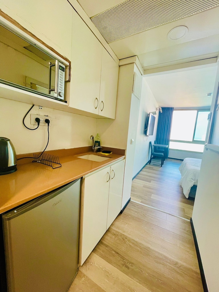 Carmel Holiday Apartments