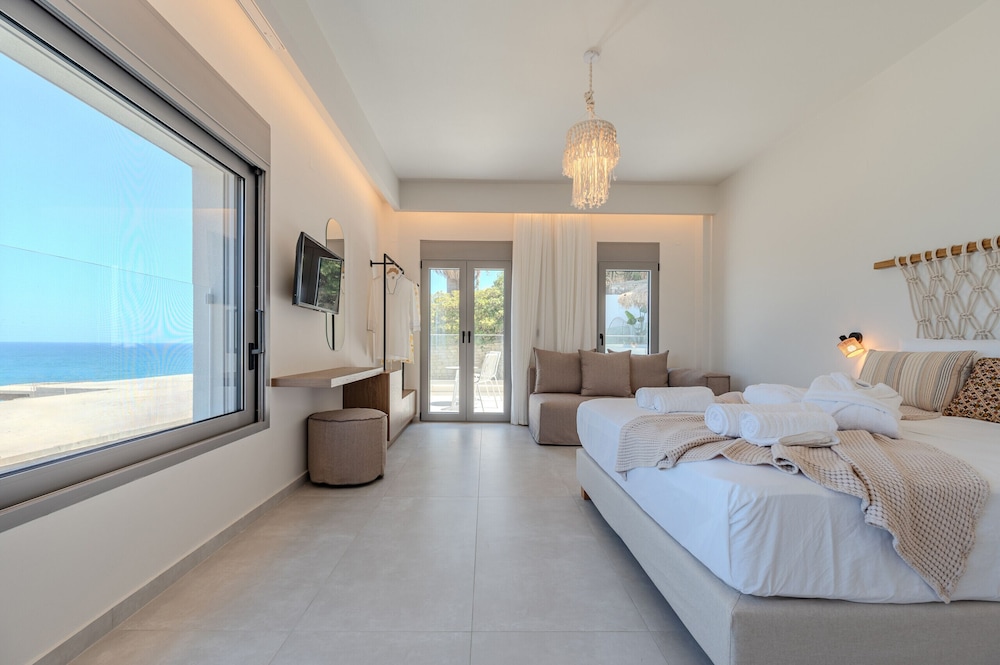 ArtCotel Luxury Villa