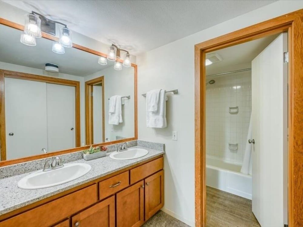 1-Bedroom plus Loft at The Pines with Forest Views, No Cleaning Fees, Kids Ski Free 1 Condo