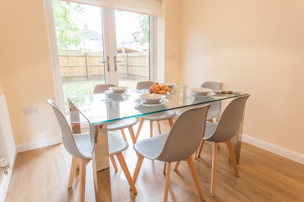 Oxford Vacations - Razia Apartments - Property Image 79