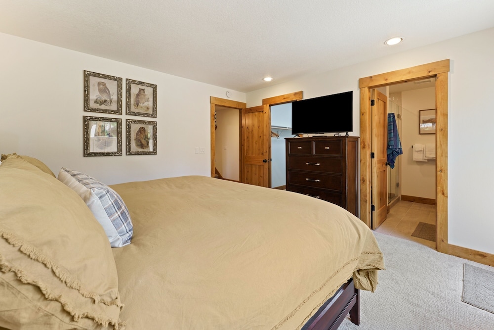 4 Catkin 4 Bedroom Home