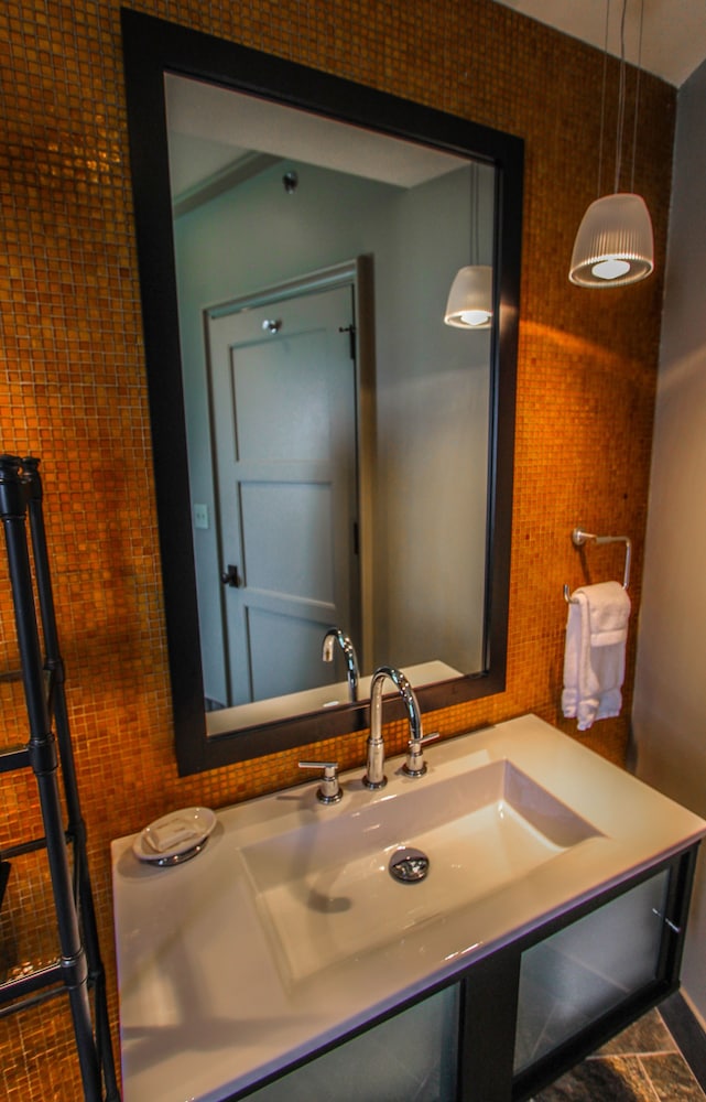 Rosemary Beach Rentals by Counts-Oakes
