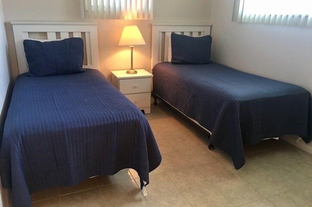 763 North Shore Upstairs 3 Bedroom Apts by RedAwning