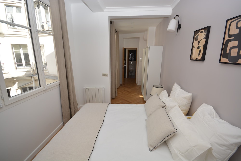 Reva Suites
