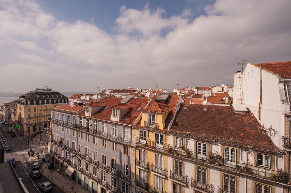 Chiado Apartments