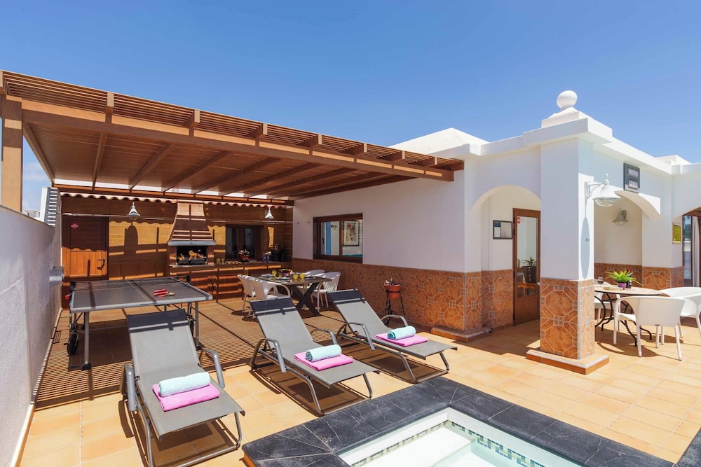 Villa Palina