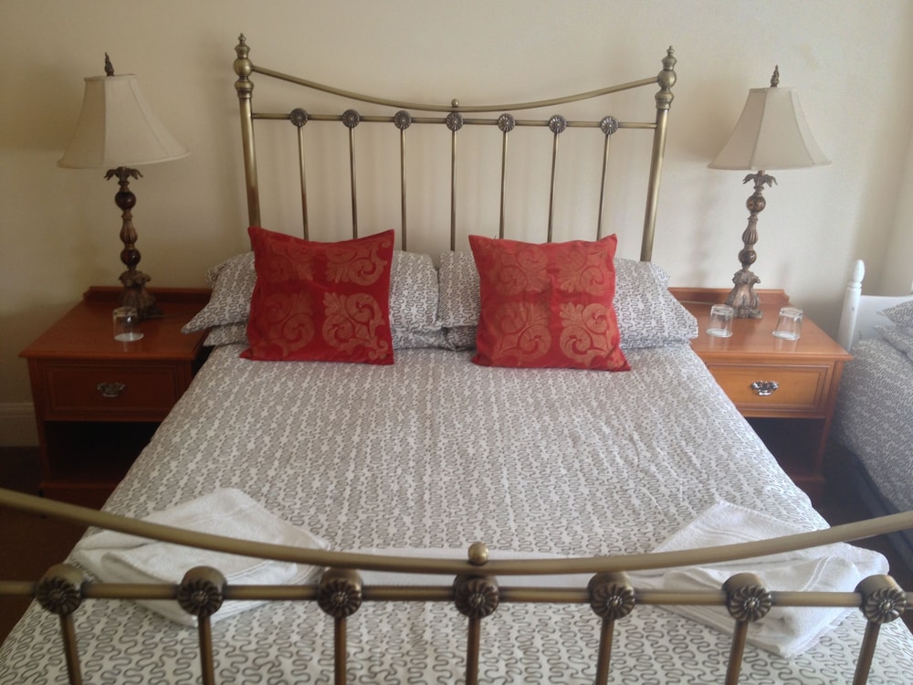 Malvern Lodge Guest House