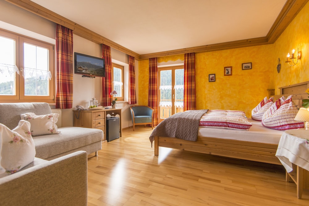 Hotel-Pension Lackenbauer