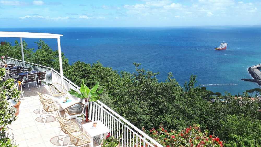 Relais Paradise Villa Janto'