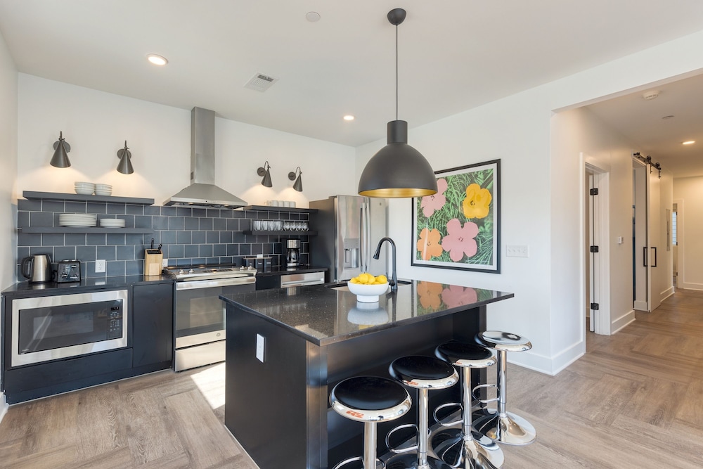 The Carter 305 by Avantstay 4BR Balcony