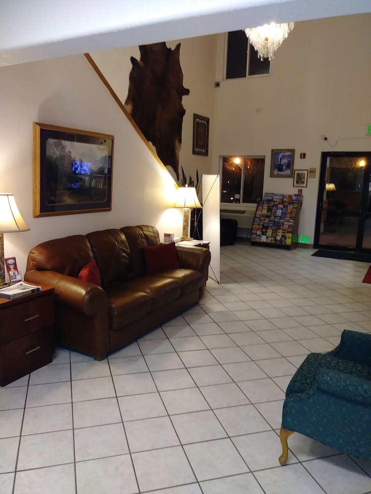 Canon City Vacations - Econo Lodge - Property Image 65