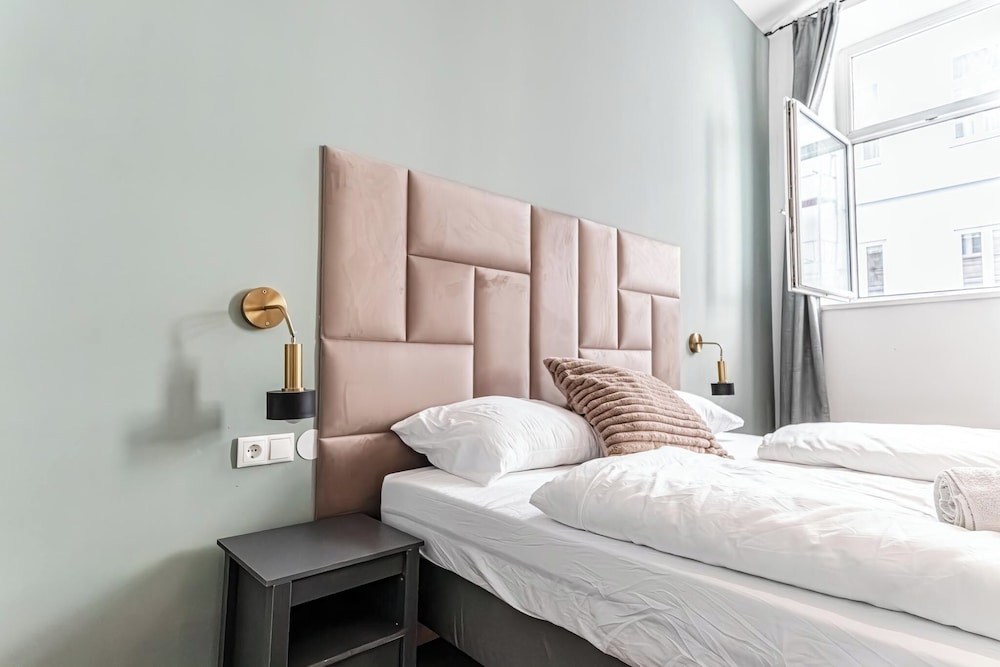 Chic 1BR Apartment Near Westbahnhof