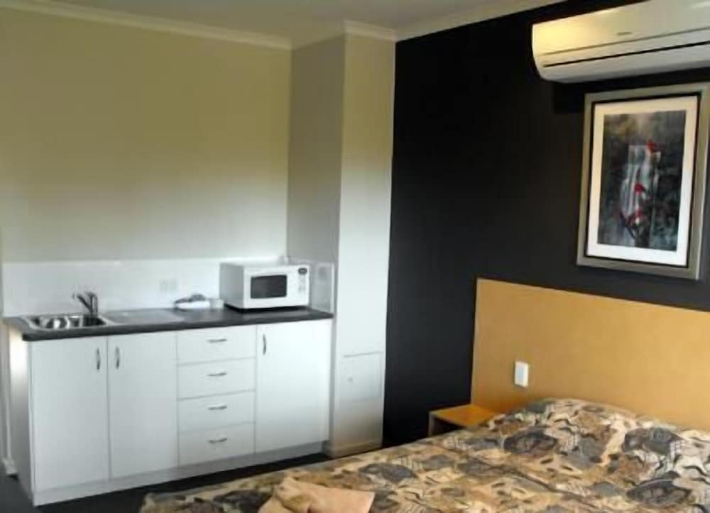 Victory Hotel Motel