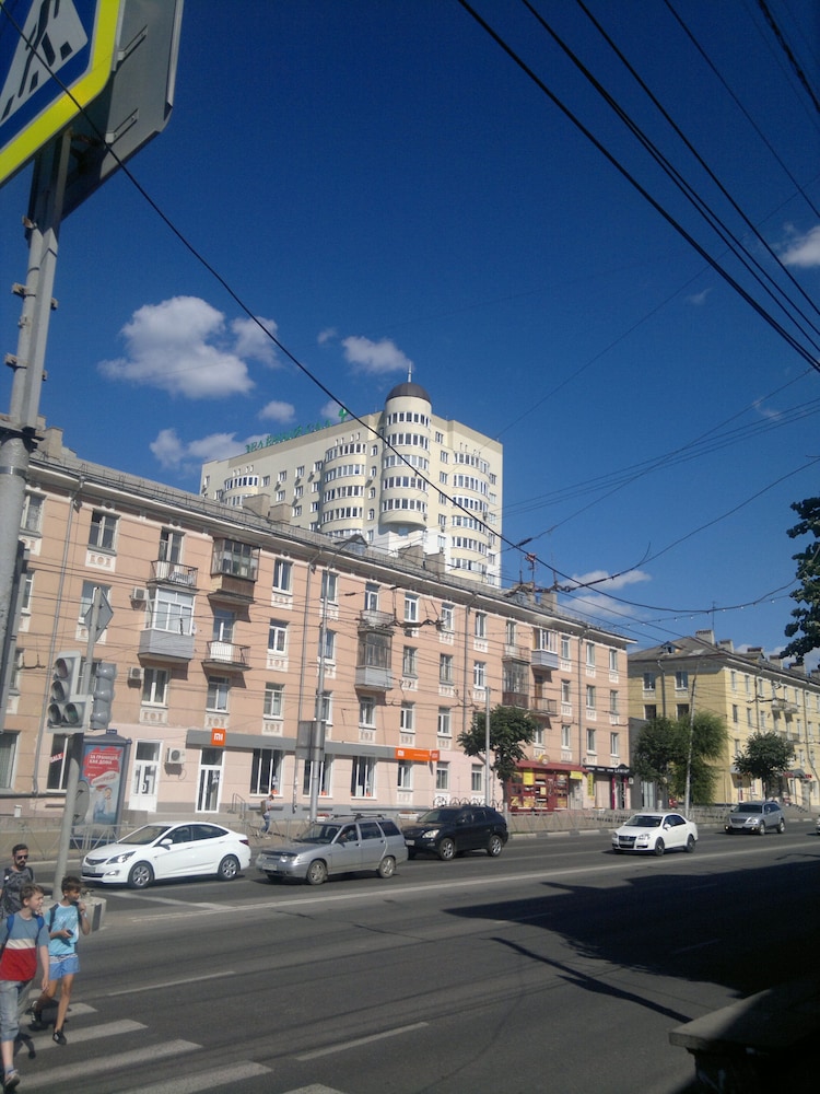 Apartment on Pervomayskiy Prospekt 76-3