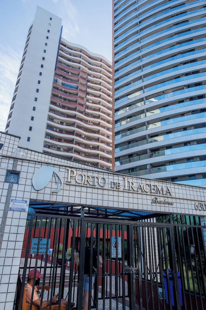 Porto de Iracema Apartamentos