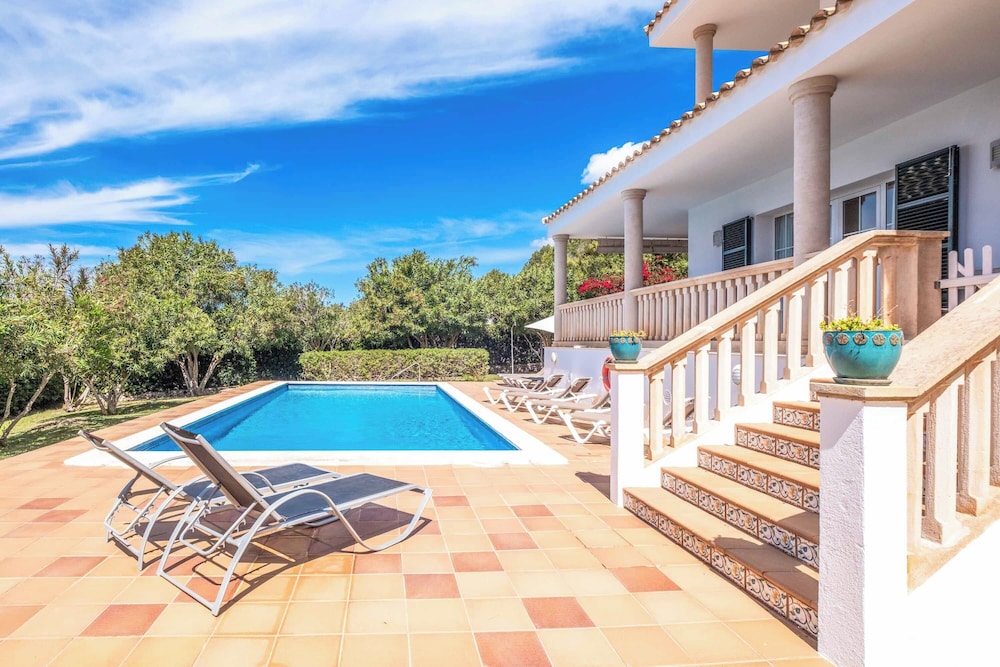 Villa Alaris