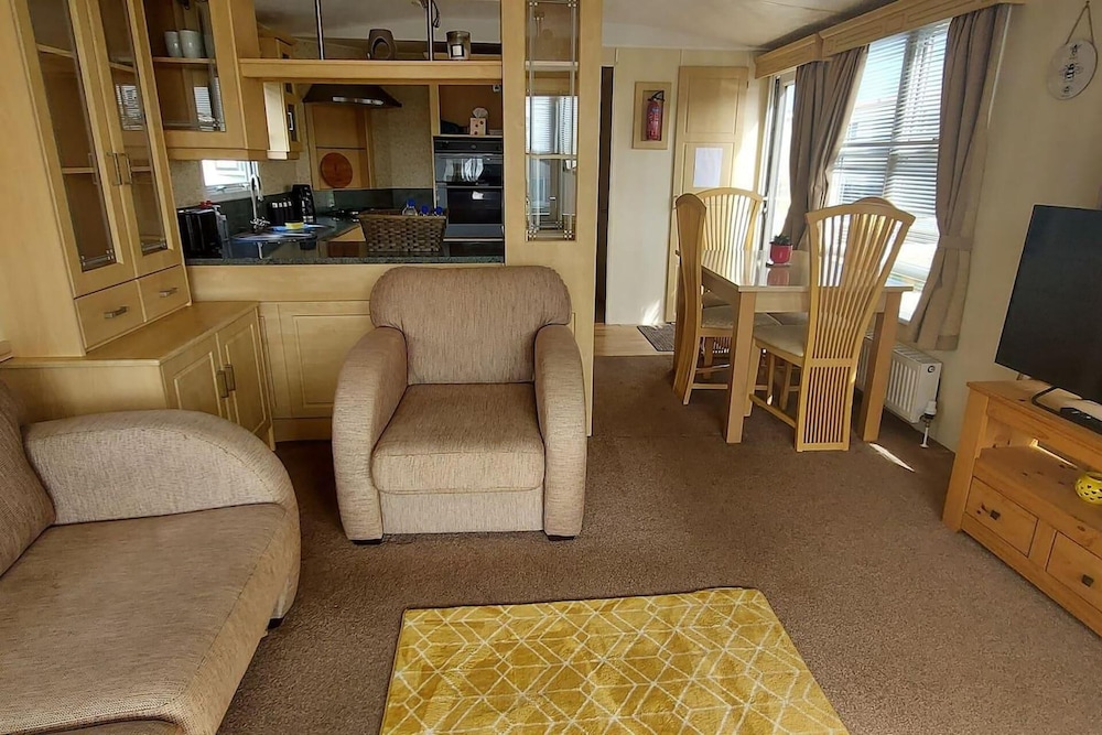 Delighful, Cosy Caravan With Sea View in Monreith view 5