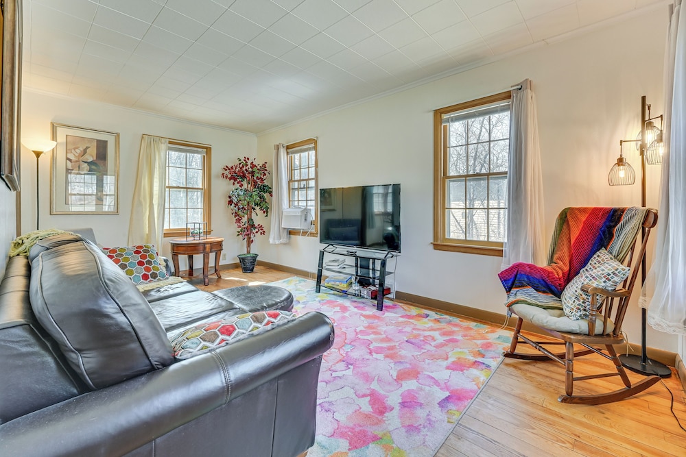 Walk to Iowa State University: Pet-friendly Apt!
