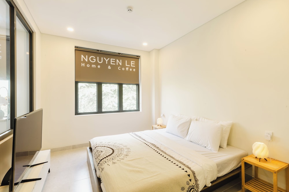 Nguyen Le Home Phan Ton