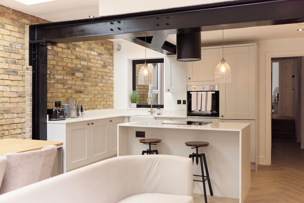 The Courtyard Flat