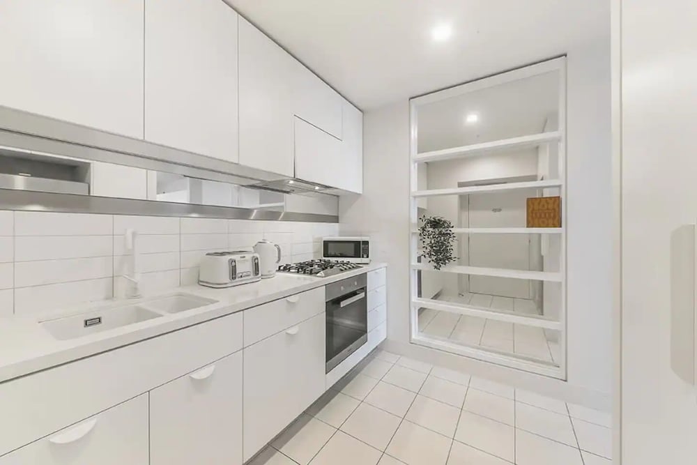 A Cozy & Modern 2BR Apartment, Fantastic Views