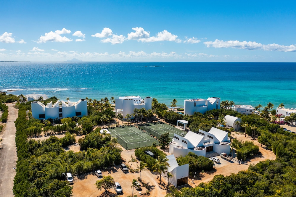 Altamer Resort