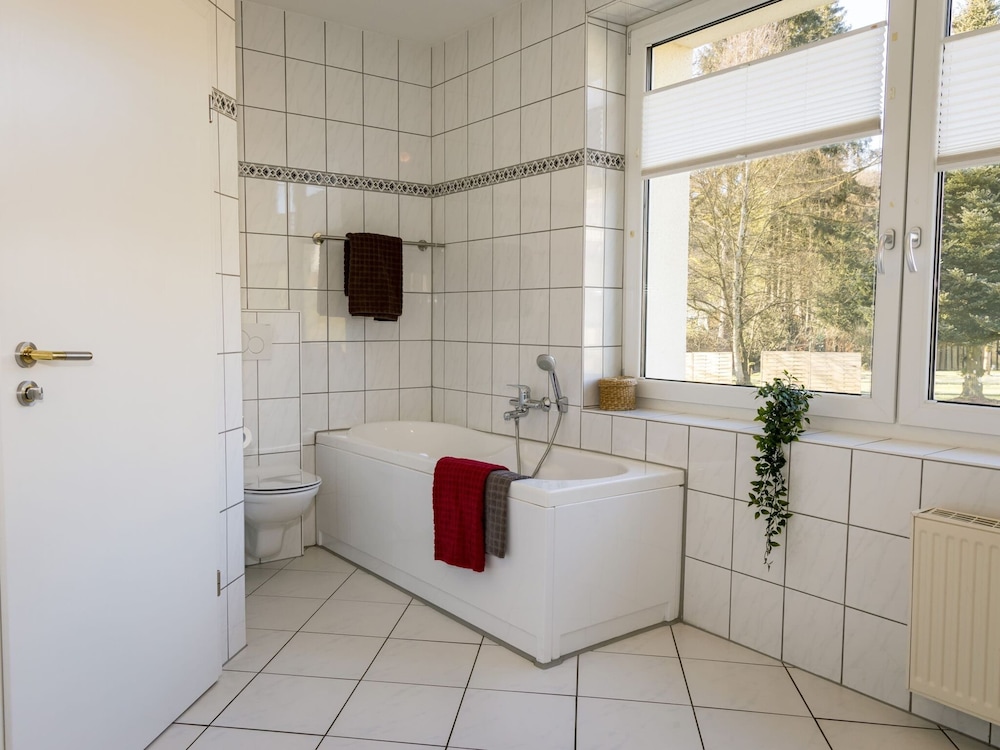 Large Apartment in the Beautiful Sauerland With Garden, Patio and Sauna