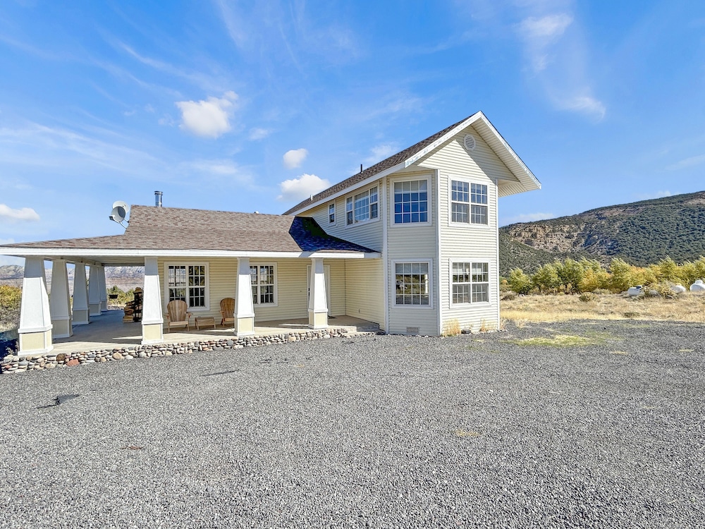 Lone Eagle Haven 3 Bedroom Home