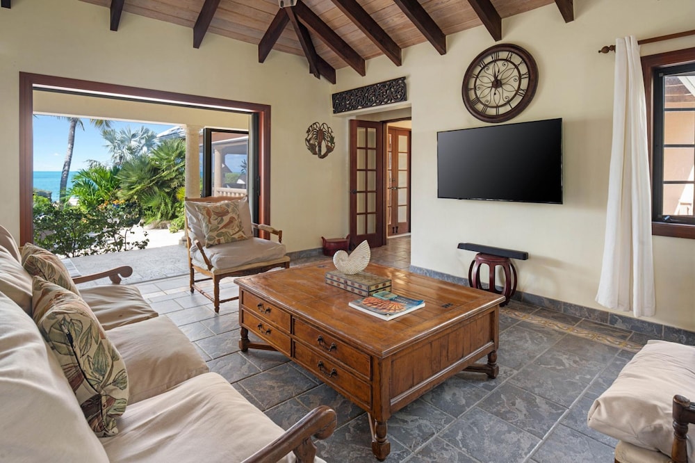 Villa Caona in Providenciales