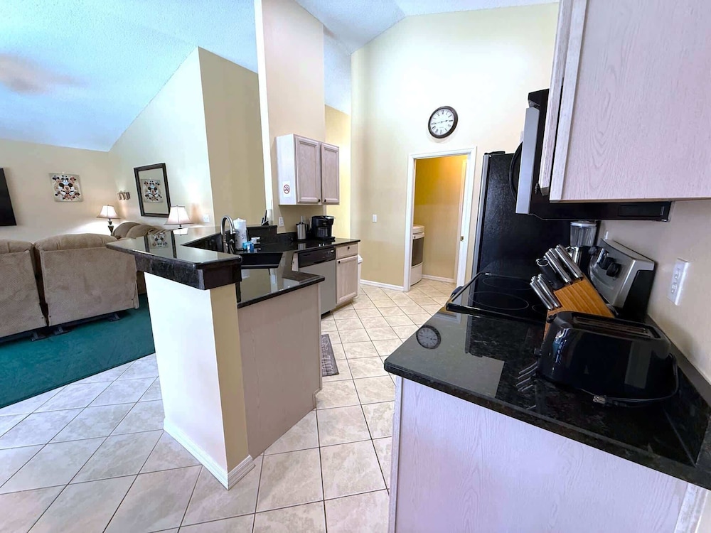 3-bedroom Southern Dunes Pool Home Villa