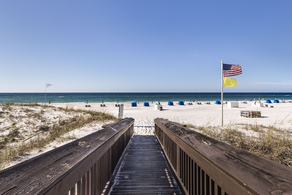 Harbor Place 206