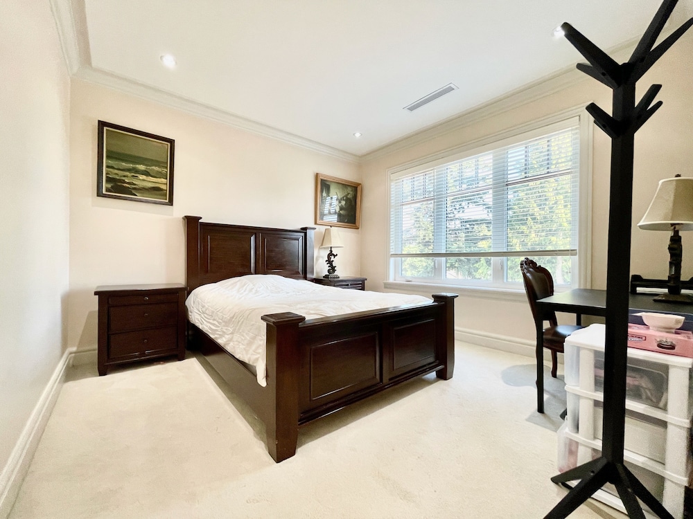 Vancouver Luxury Guest House