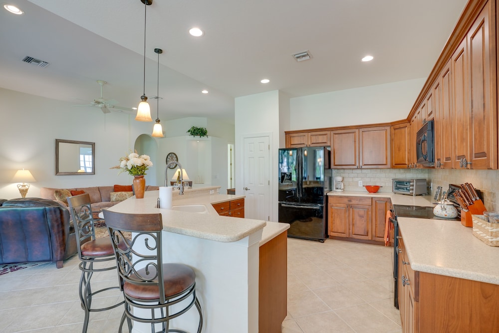 Fort Myers Vacation Rental w/ Pool Access!