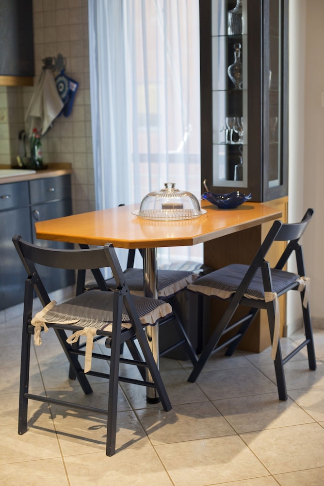 Blue Nest in Dafni With 1 Bedrooms and 1 Bathrooms