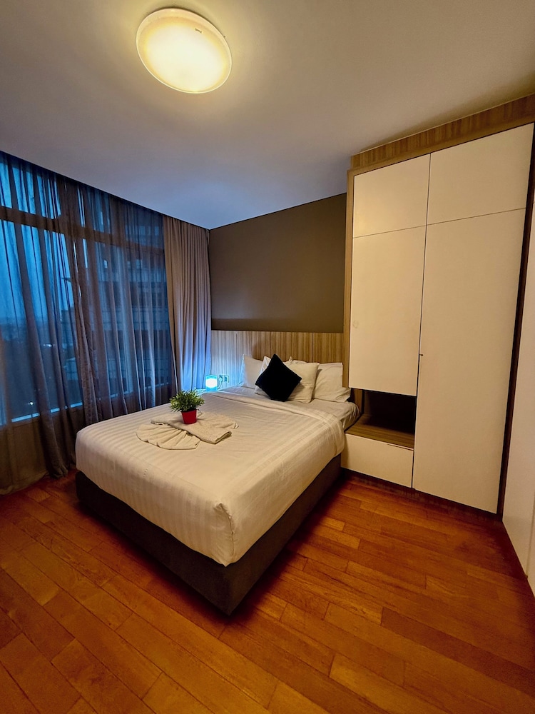 Vortex suites klcc