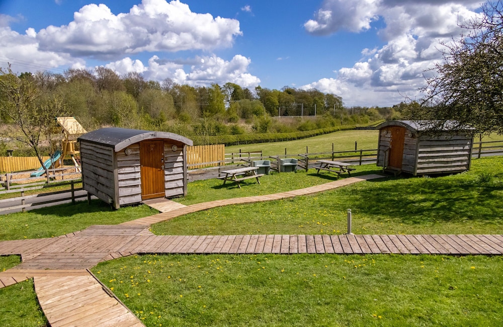 Orchard Hideaways