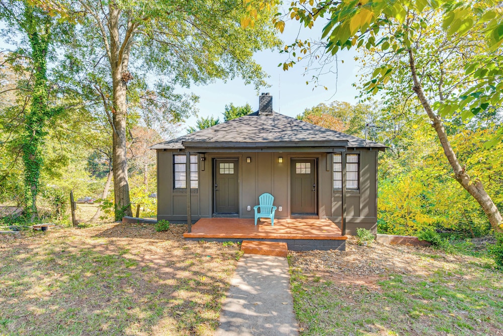 Studio Apartment Near East Atlanta Village